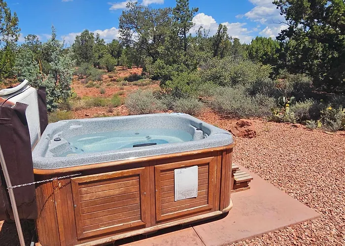 Holiday home Retreat With Hot Tub And Views For Family *