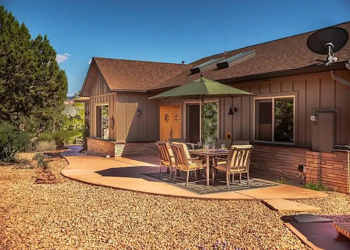 Holiday home Retreat With Hot Tub And Views For Family Sedona
