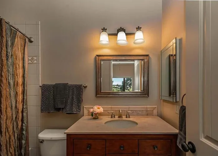 Retreat With Hot Tub And Views For Family Holiday home Sedona
